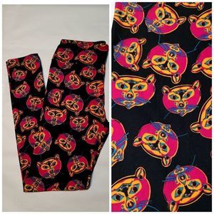 New Lularoe OS cat leggings!! Cool cat print!
